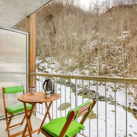6 Pers. A Avec Balcon, Parking, Proche Thermes Et Skibus - Fr-1-403-17 Apartment